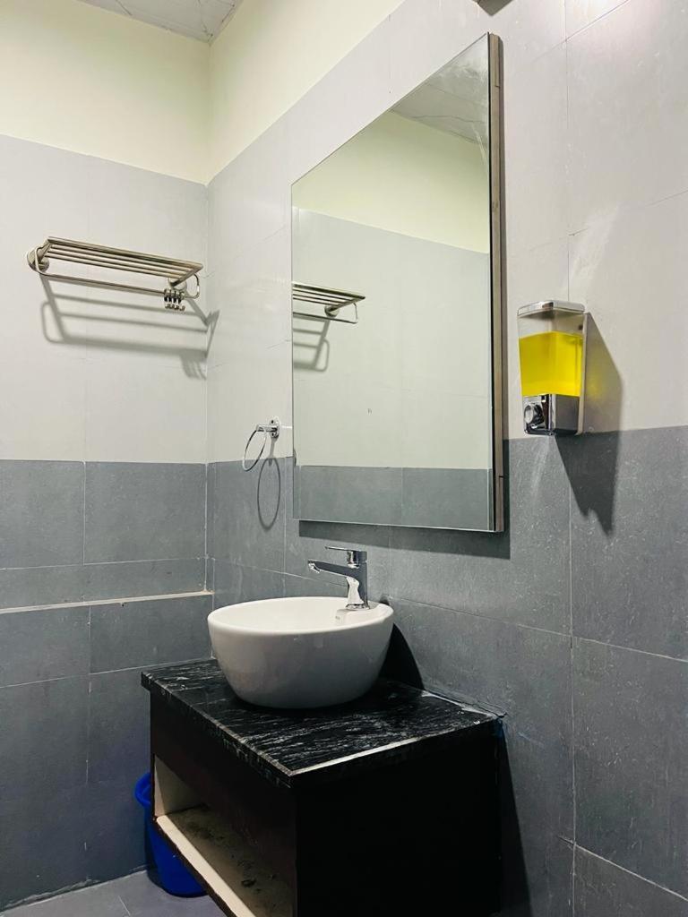 My Roomz Banaras Варанаси Экстерьер фото